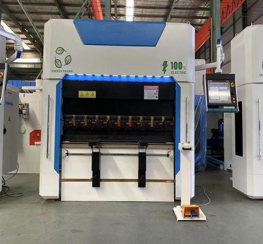 آلة الفرامل بالضغط باستخدام الحاسب الآلي مبدأ العمل ومزايا الدقة