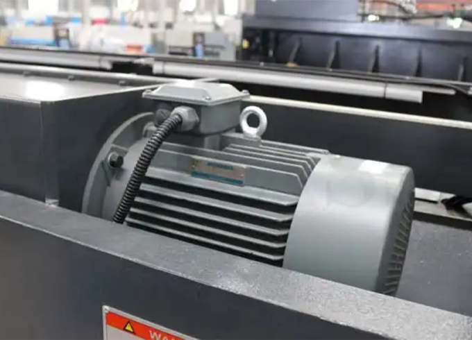 main-motor-of-q11k-guillotine-shearing-machine.png main-motor-of-q11k-guillotine-shearing-machine.png