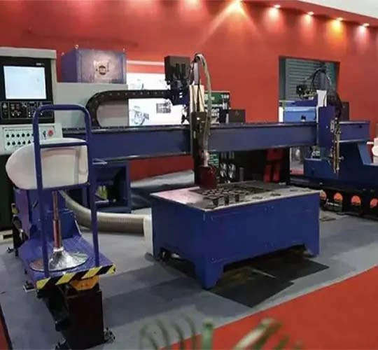 آلة قطع البلازما CNC عالية الدقة الدقة HD حفرة حقيقية